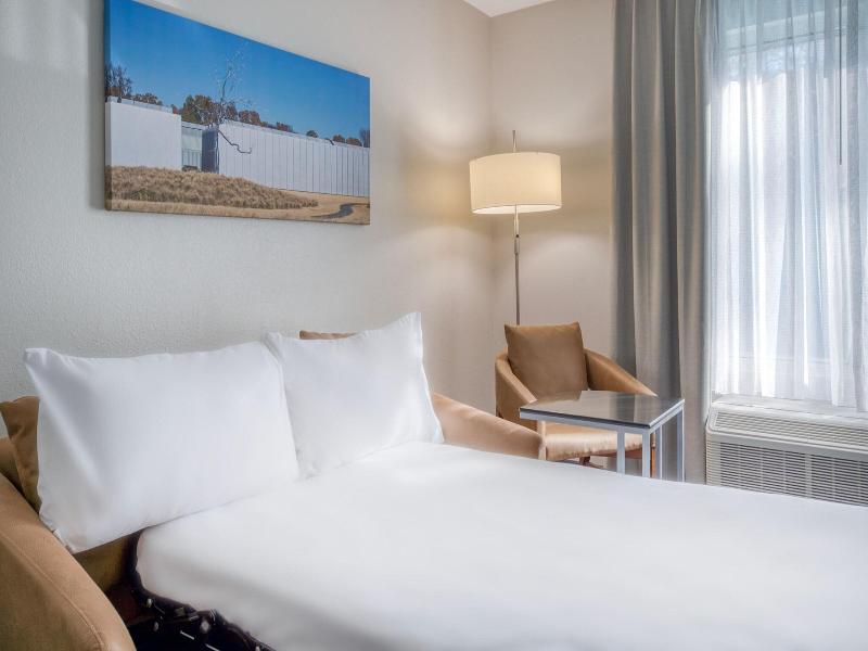 Fairfield Inn & Suites Raleigh Crabtree Valley image