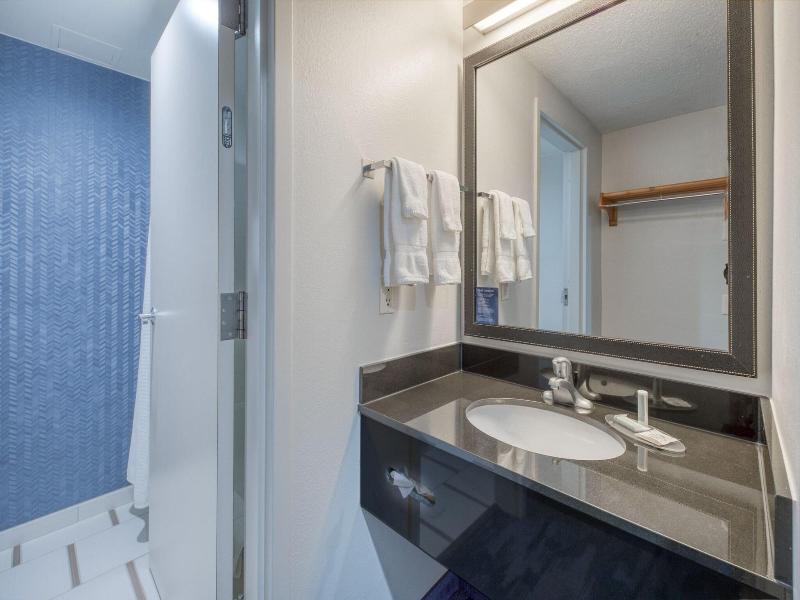 Fairfield Inn & Suites Raleigh Crabtree Valley image