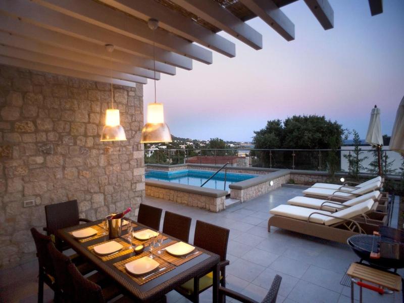 Blue Dream Luxury Villas