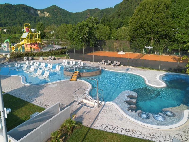 Terme Petrarca image