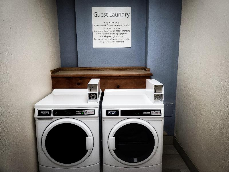 Holiday Inn Express & Suites Wilson-Downtown IHG