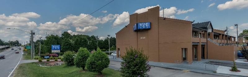 Wake Inn Hotel image