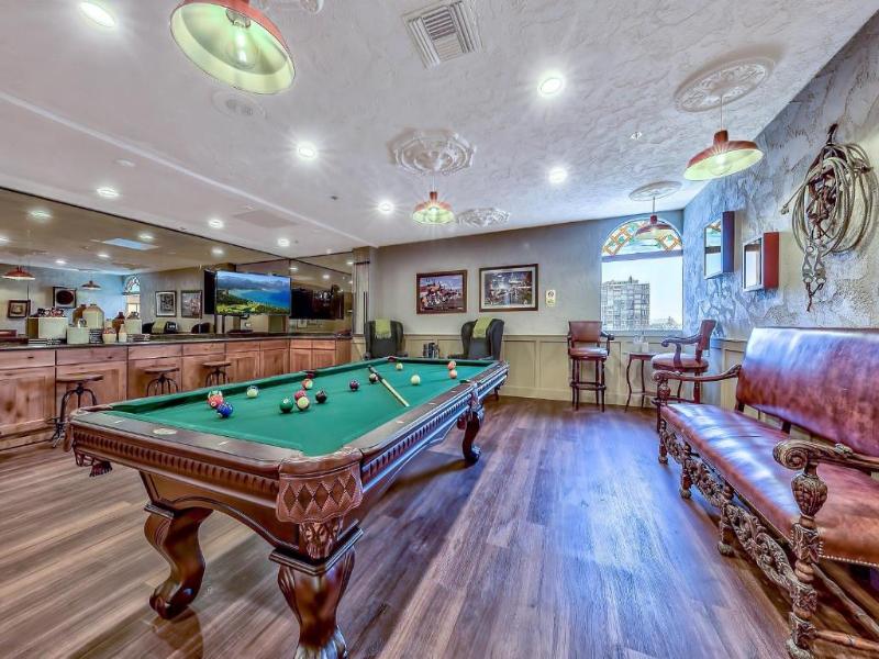 Plaza Resort Club image