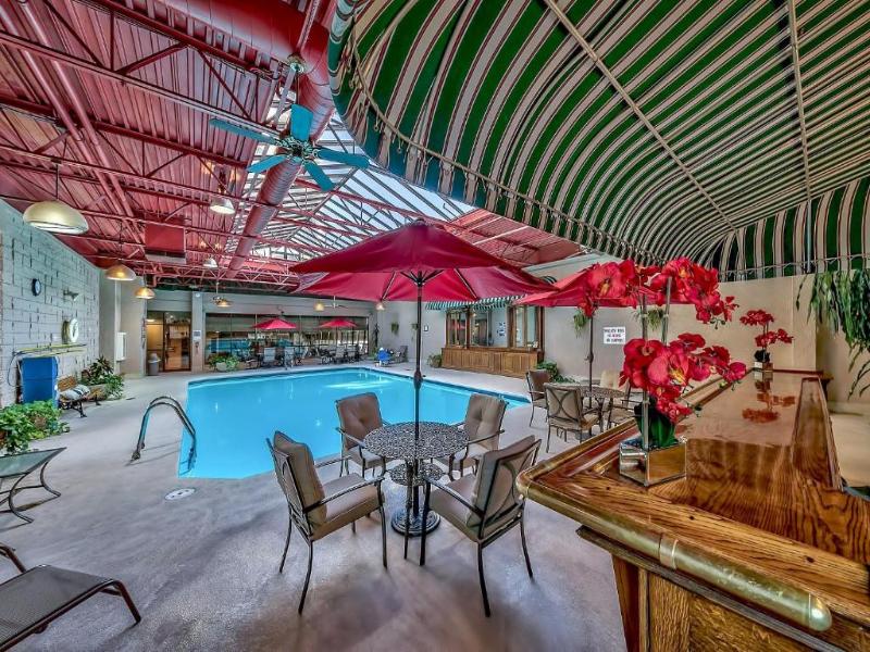 Plaza Resort Club image