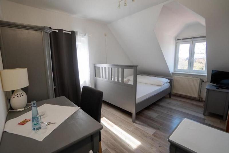 Zur Tanne Landhotel image