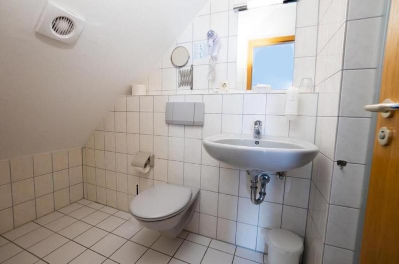Zur Tanne Landhotel image