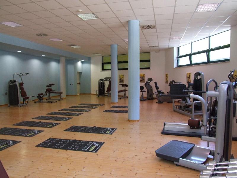 Grand Hotel Elite - Image 8