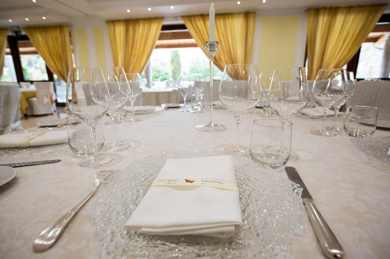 Grand Hotel Elite - Image 1