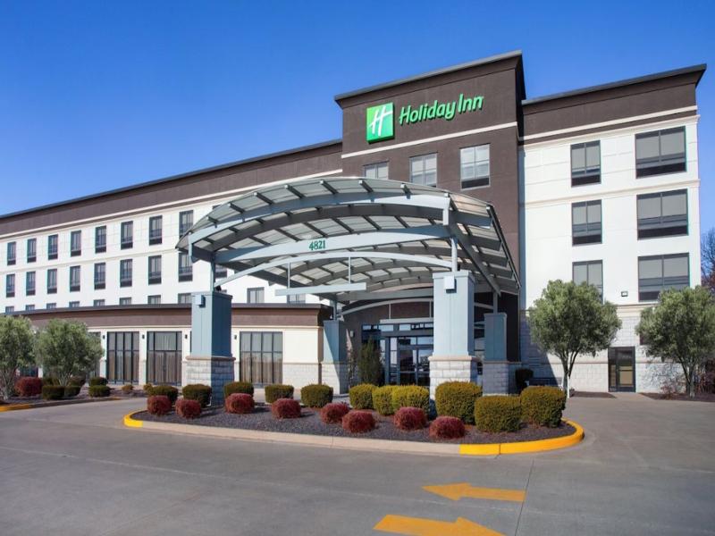 Holiday Inn Quincy image