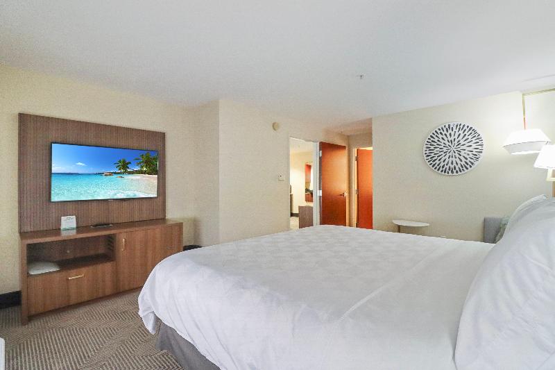 Holiday Inn Quincy image