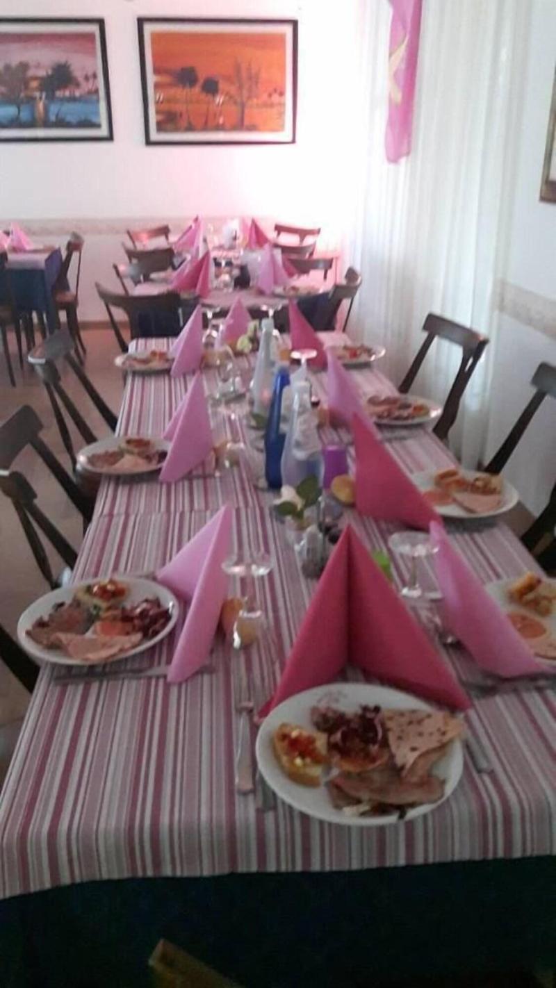 Villa Rosa image