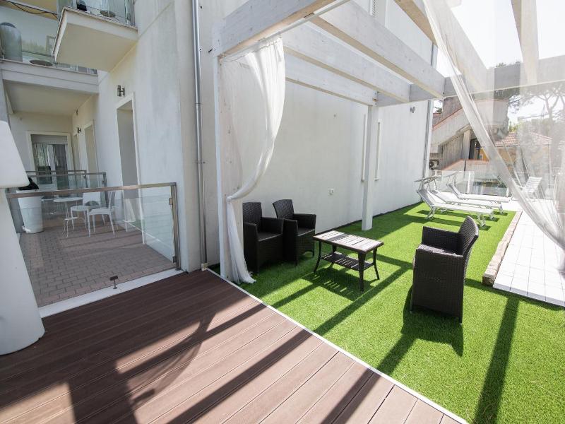 Villa Liliana image
