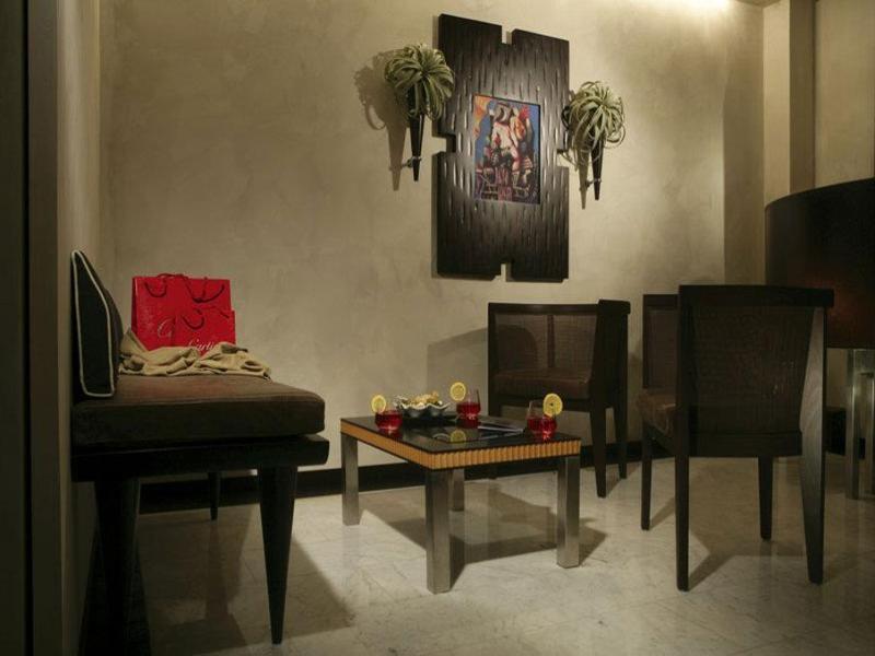 Intown Luxury House image