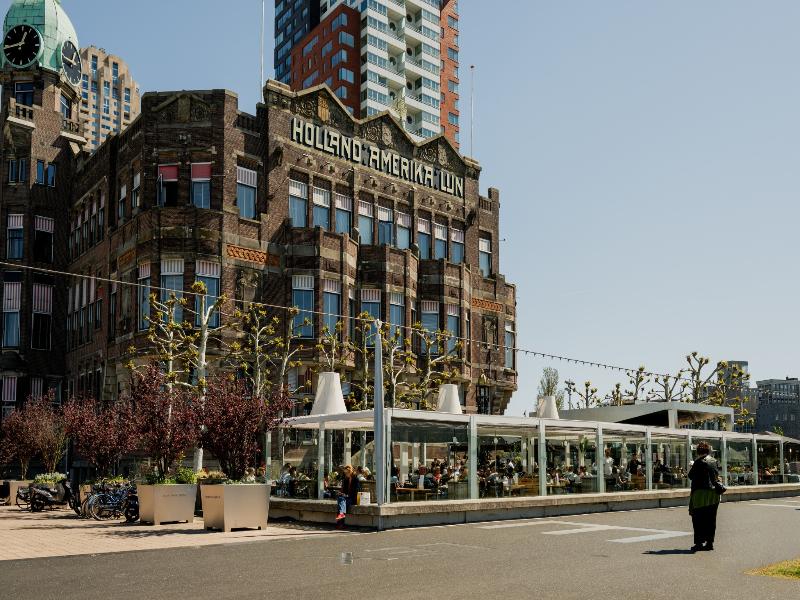 Hotel New York — general view