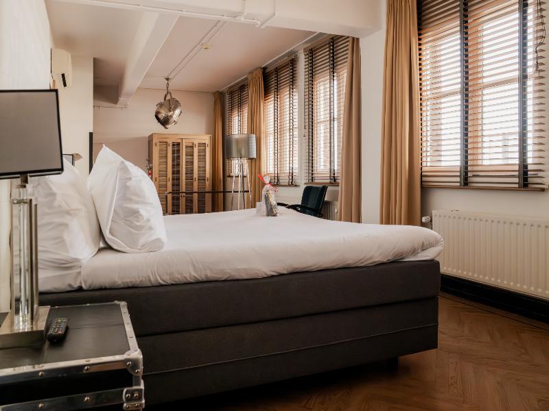 Hotel New York image