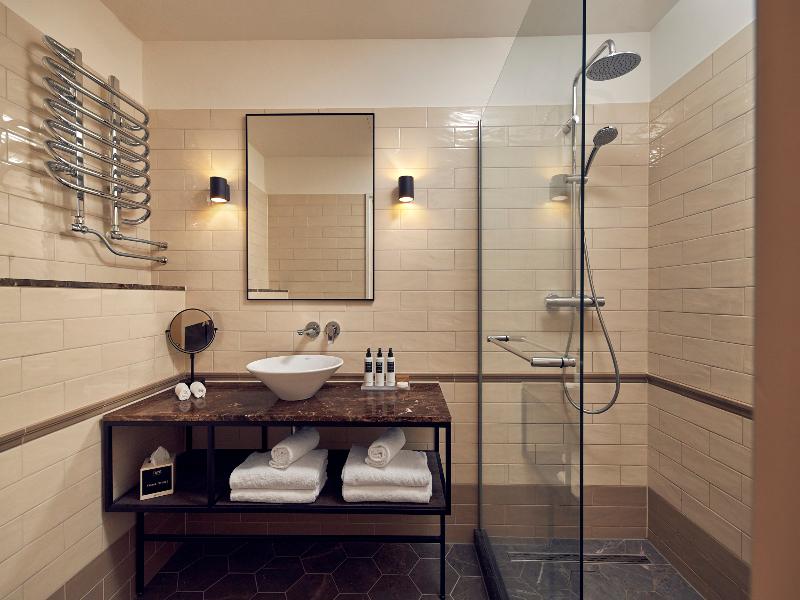 Hotel New York image