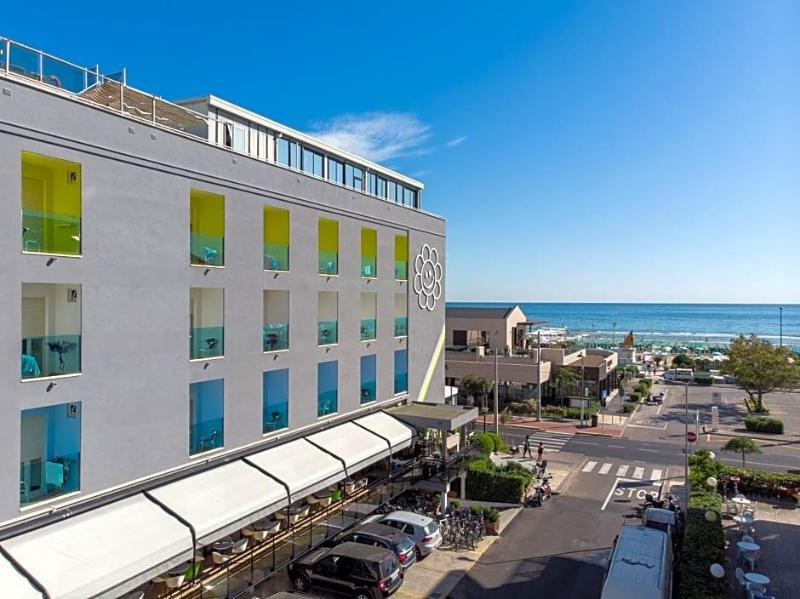Adelphi image