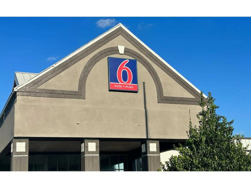 Motel 6 Rock Hill, Sc - Cherry Road image