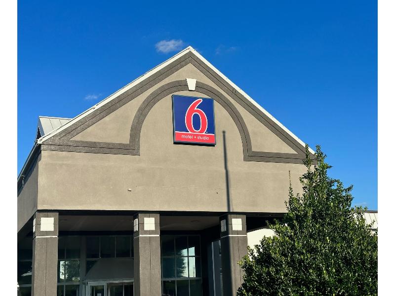 Motel 6 Rock Hill, Sc - Cherry Road image