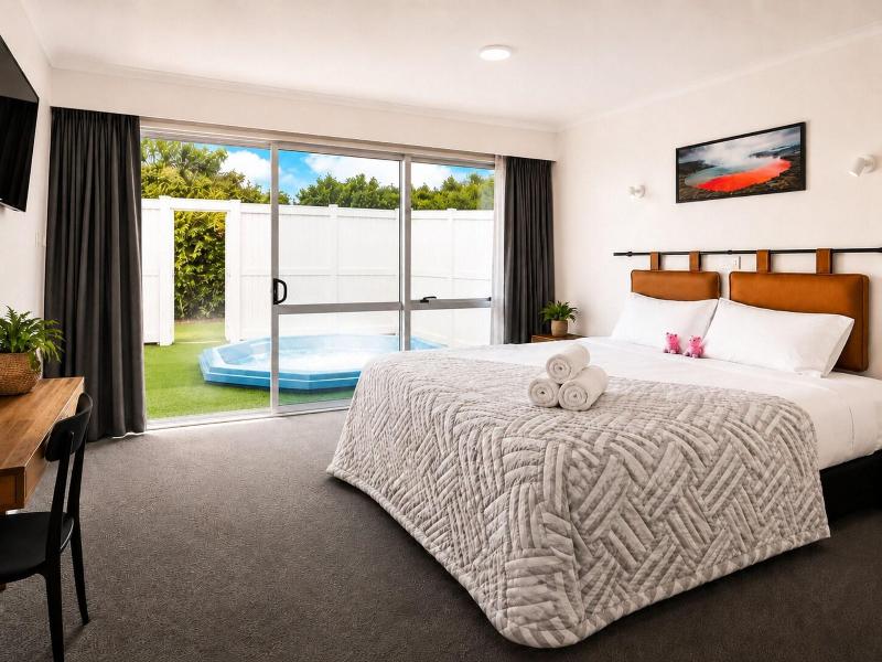 Alpin Motel & Conference Centre image