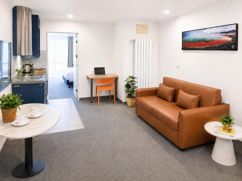 Alpin Motel & Conference Centre image