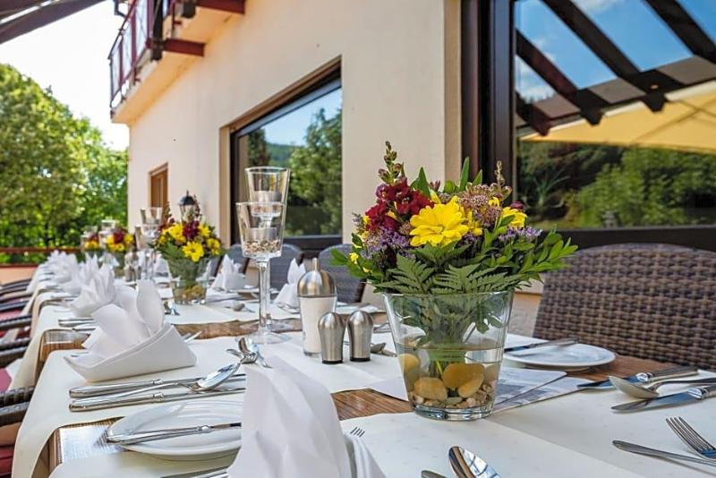 Verwöhnhotel Bastenhaus image