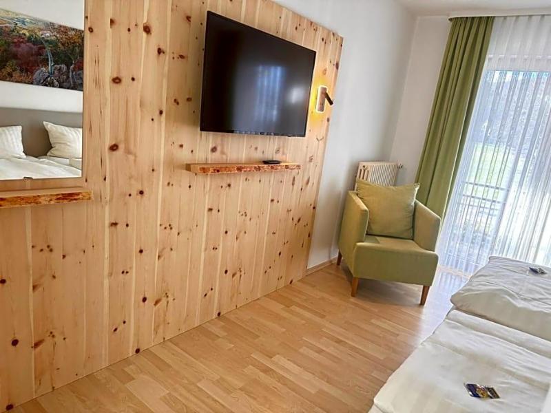 Verwöhnhotel Bastenhaus image