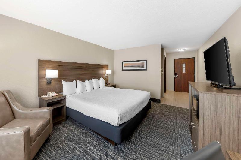 Quality Inn image