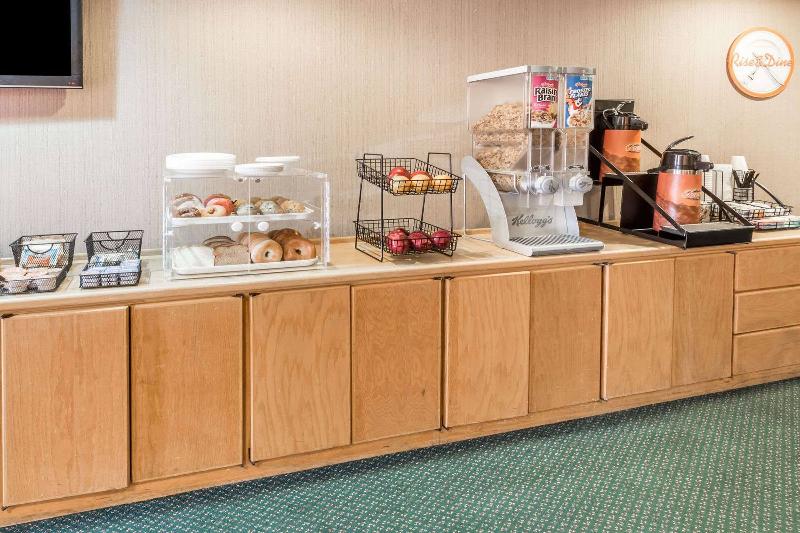 Rodeway Inn & Suites