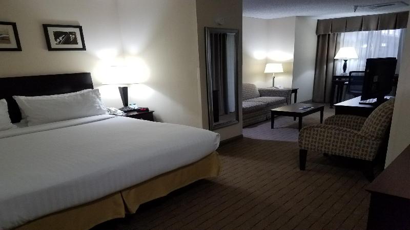 Holiday Inn Express Little Rock-Airport photo 16