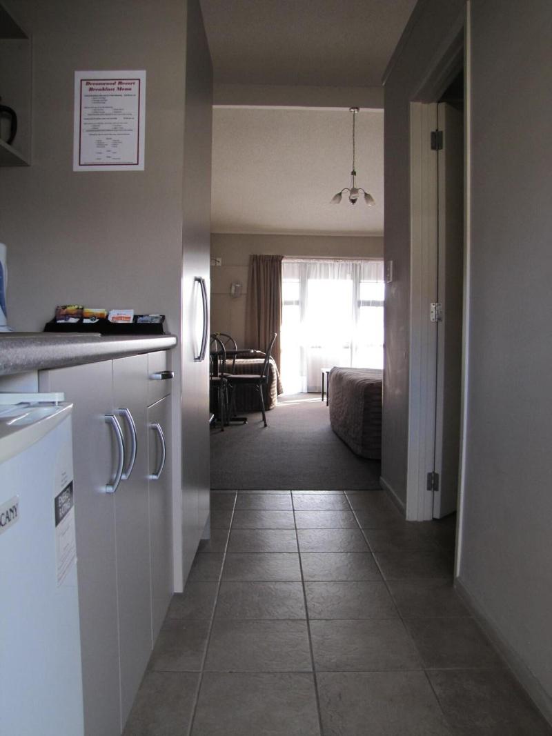 Devonwood Motel Rotorua image