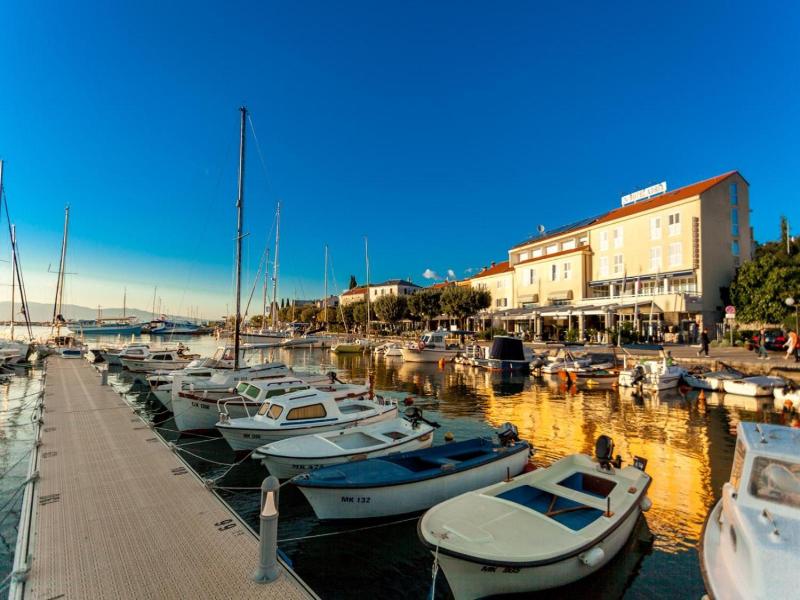 Adria image