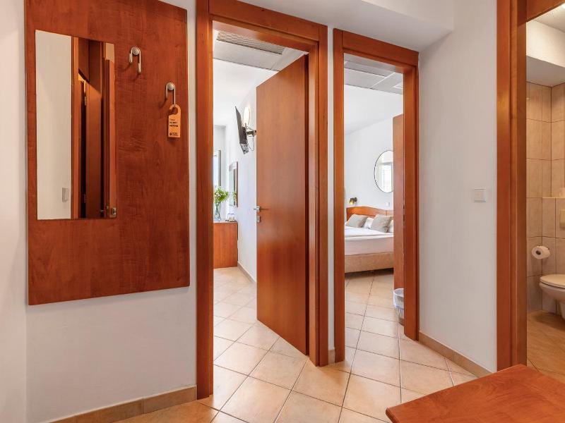 Adria image