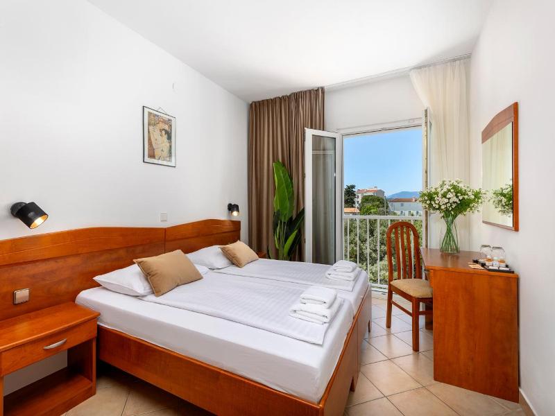 Adria image