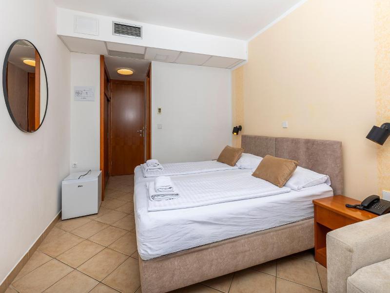 Adria image