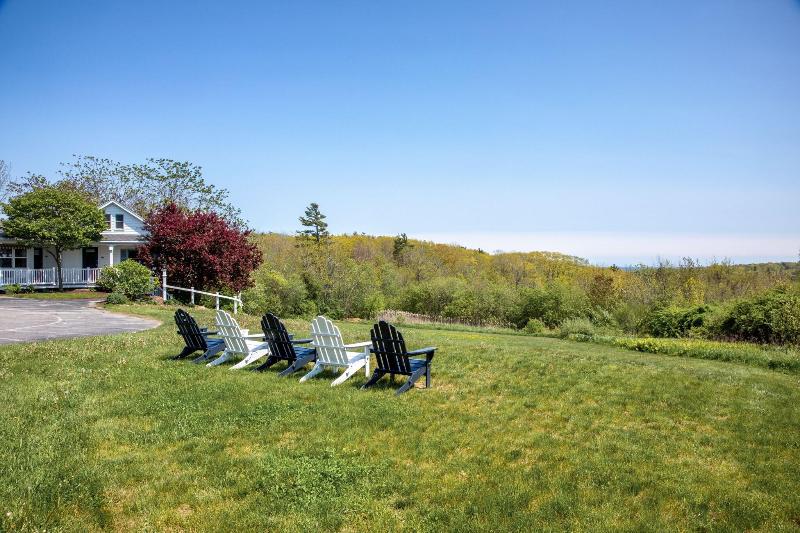 Glen Cove Inn & Suites Rockport image