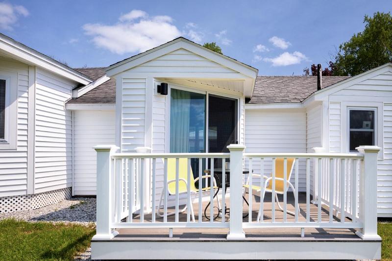 Glen Cove Inn & Suites Rockport image