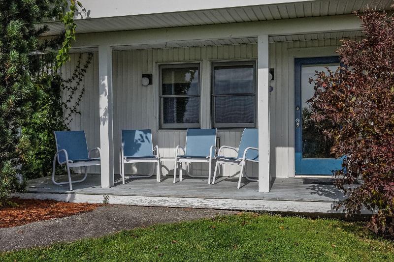 Glen Cove Inn & Suites Rockport image