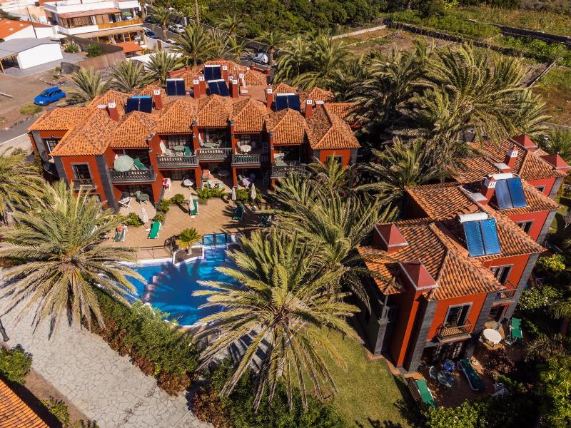 Punta Marina — exterior view