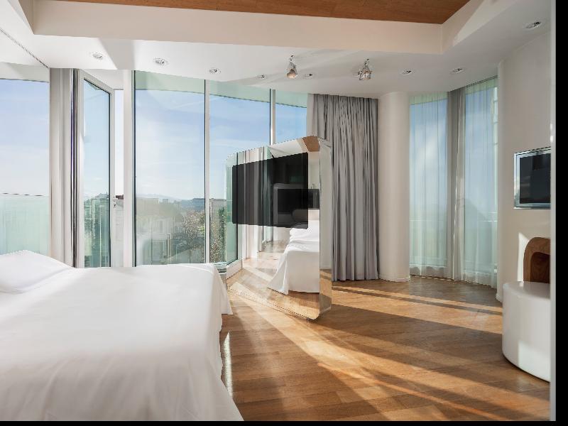 I-Suite image
