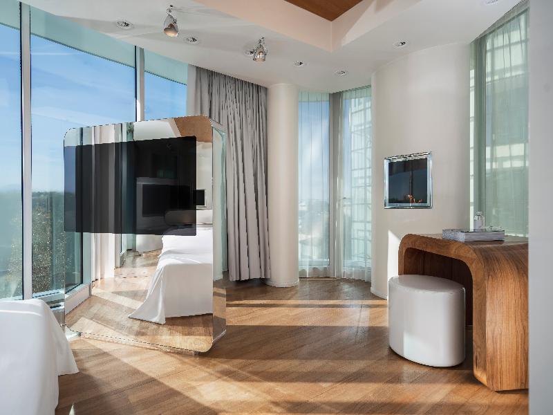 I-Suite image