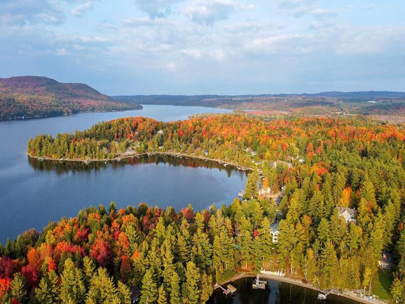 Ripplecove Lakefront Hotel