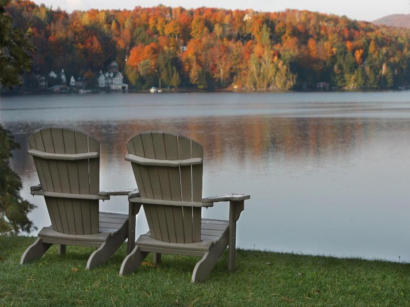 Ripplecove Lakefront Hotel