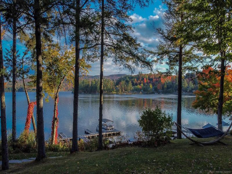 Ripplecove Lakefront Hotel