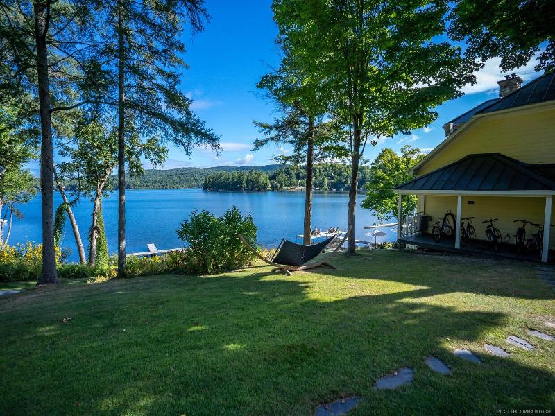 Ripplecove Lakefront Hotel