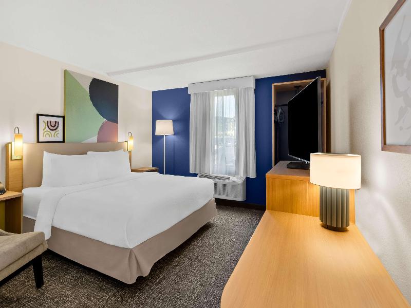 Spark by Hilton Daleville Roanoke North image