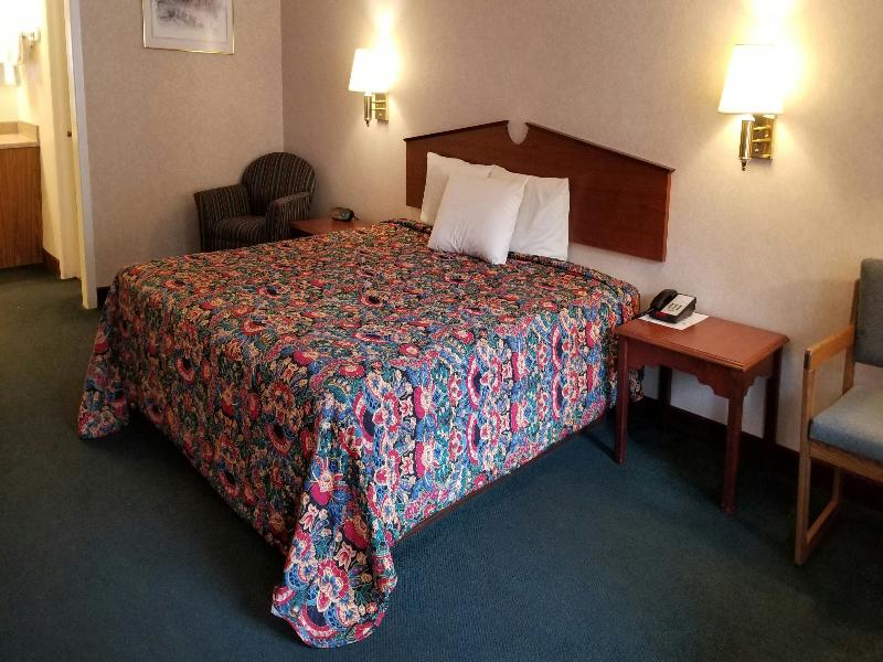 Keystone Boardwalk Inn & Suites image