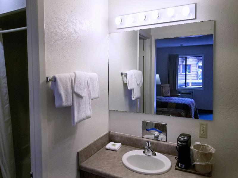 Keystone Boardwalk Inn & Suites image