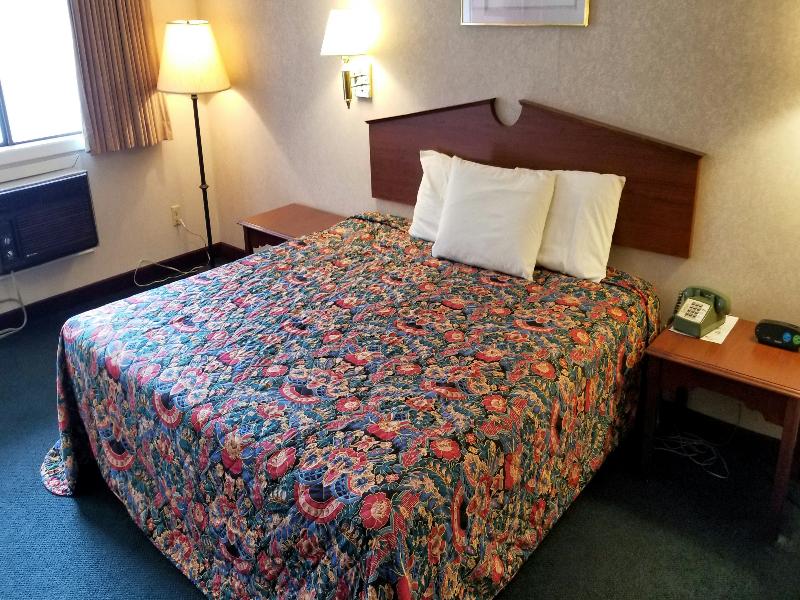 Keystone Boardwalk Inn & Suites image