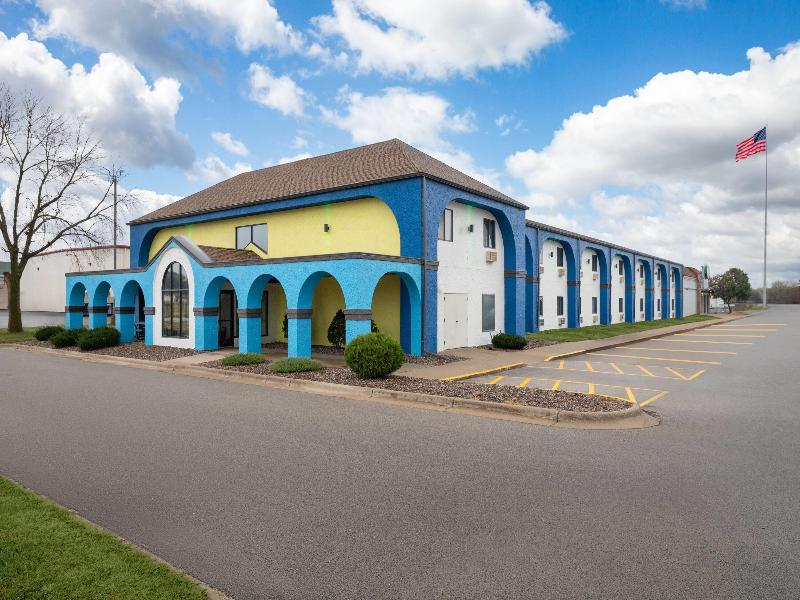 Days Inn By Wyndham Austin image